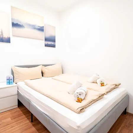 Gemuetliches Naehe Bahnhof Und Hochschule Apartamento