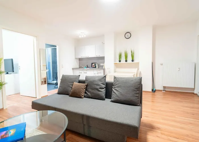 Gemuetliches Naehe Bahnhof Und Hochschule Koblenz (Rhineland-Palatinate)